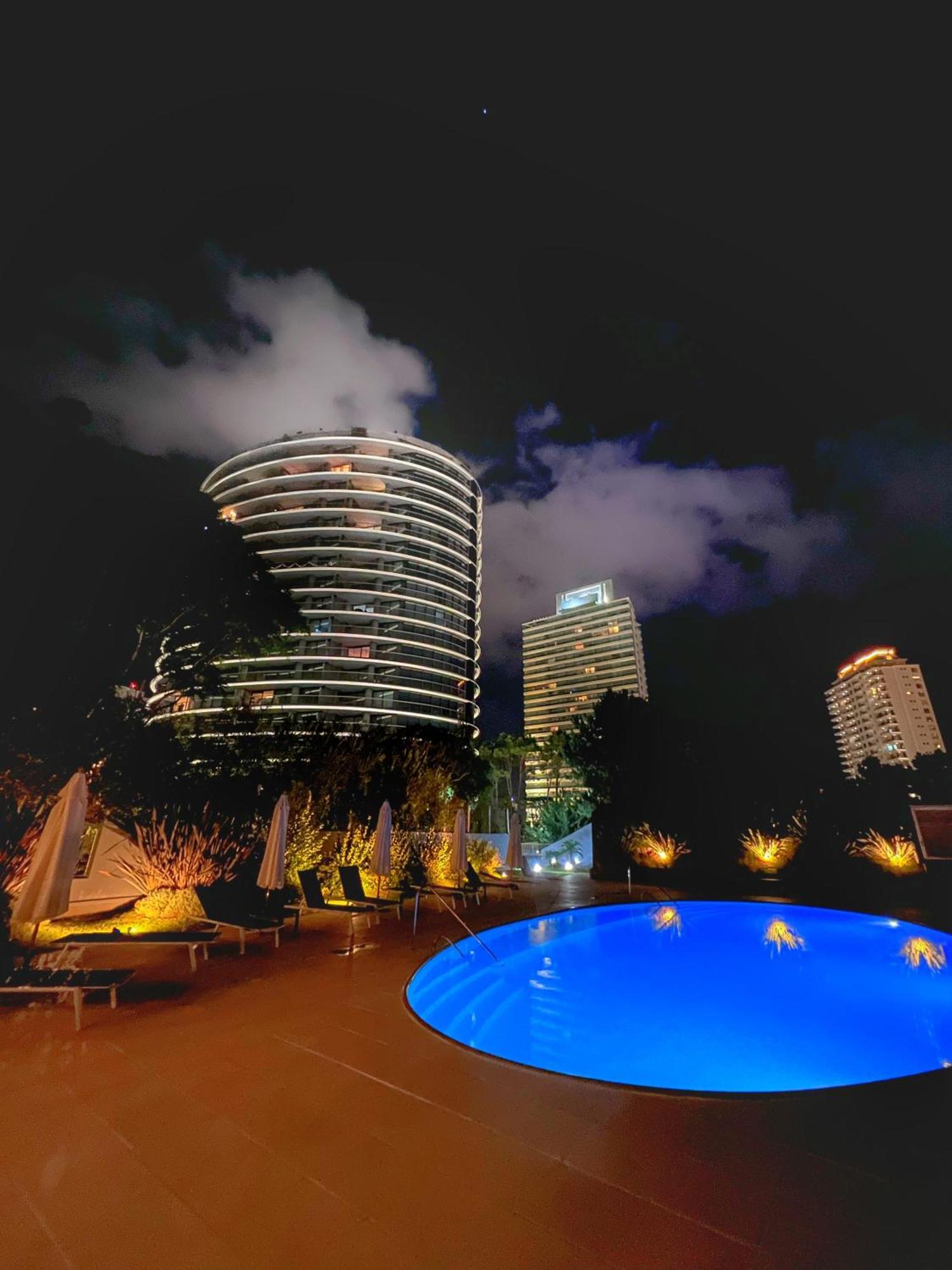 Apartamentos Torre Tressesenta Punta del Este Kültér fotó