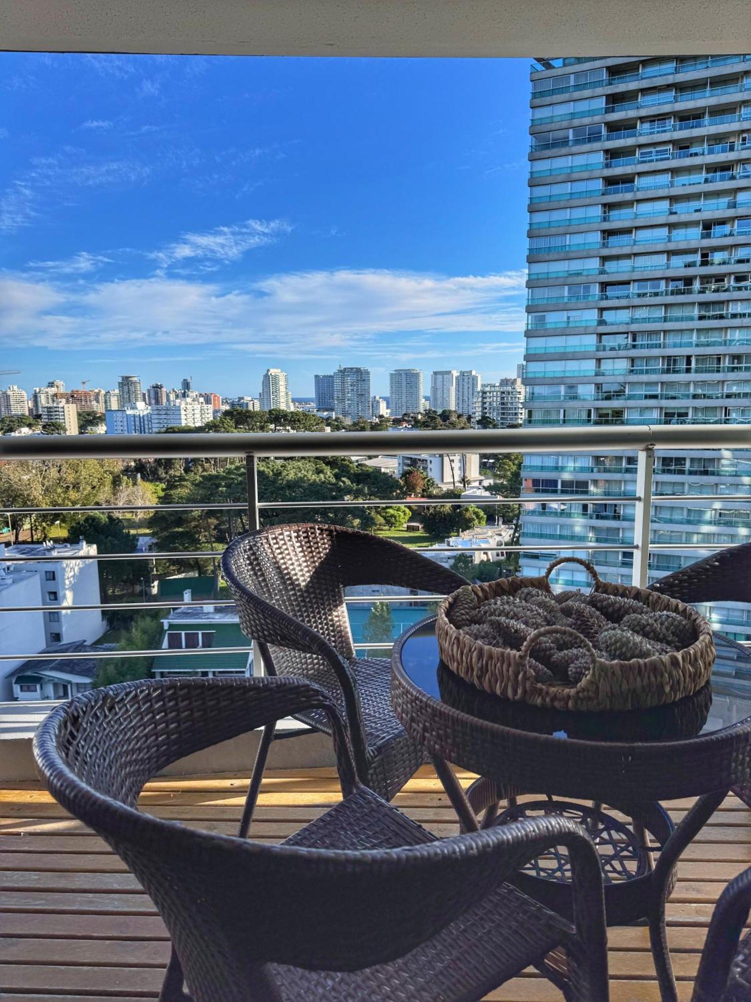 Apartamentos Torre Tressesenta Punta del Este Szoba fotó