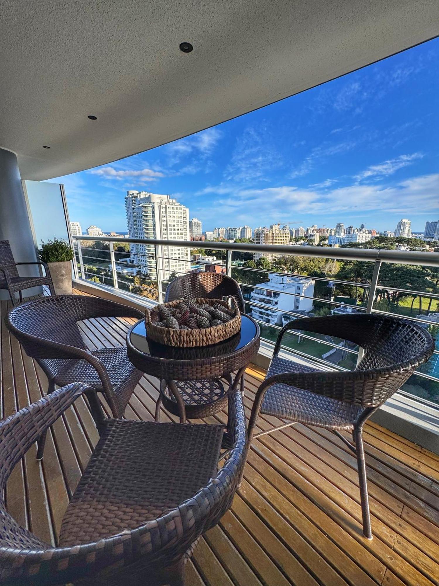 Apartamentos Torre Tressesenta Punta del Este Szoba fotó