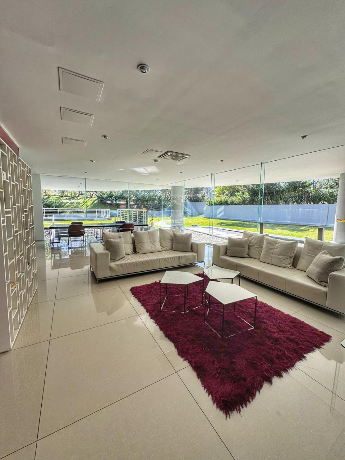 Apartamentos Torre Tressesenta Punta del Este Kültér fotó